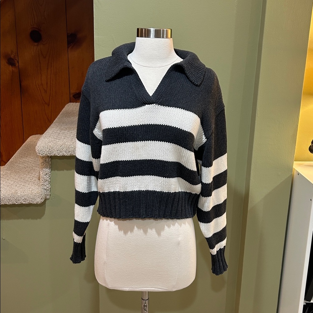 Quince 100% Organic Cropped Cotton Polo Sweater Charcoal/Off White XS - Picture 4 of 12